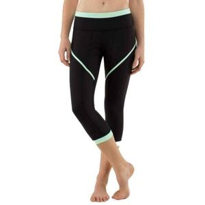 Lululemon Roll Out Crop Yoga Leggings Black/Mint Size 6
